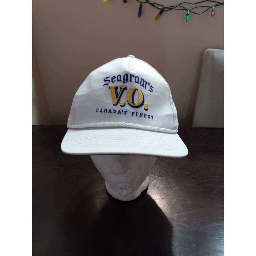 Vintage Seagram's Whiskey Snapback Hat Canada's Finest 80s 90s Trucker Rope